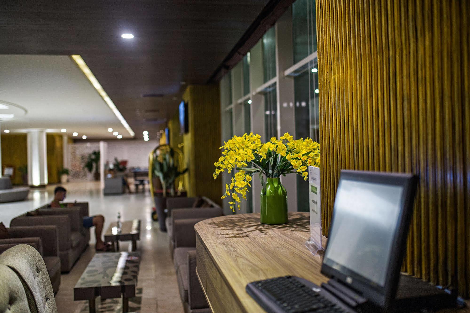 Muong Thanh Holiday Muine Hotel Mui Ne Exterior foto